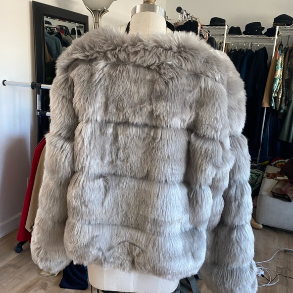 Fur cropped coat, fluffy silver grey size L!! - Picture 2 of 5